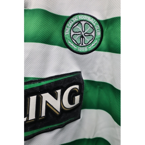 620 - Official Celtic Football Club Home Shirt (Size 32 / 33)