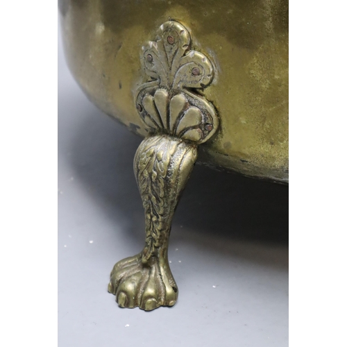 629 - A Large Brass Lions Head and Feet Planter, Approx 13.5