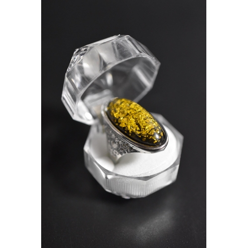 96 - 925 Silver large Amber stoned ring (size S) completed in presentation box