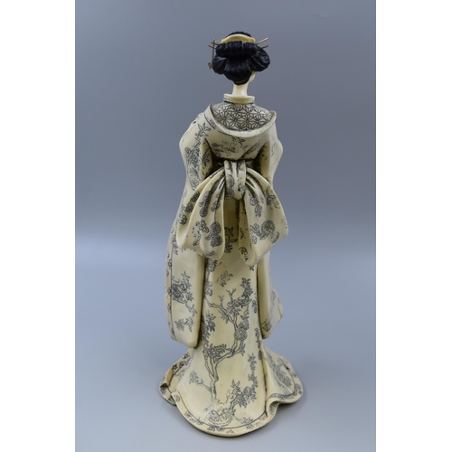 372 - Japanese resin geisha figure standing 18