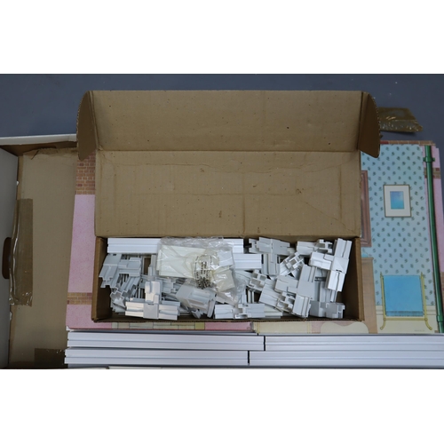 594 - A Boxed Retro 1980's Pedigree Sindy 'Super Home', Appears Complete But Not Fully Assembled