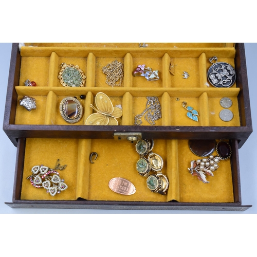 519 - Jewellery Box with Unsorted Jewellery