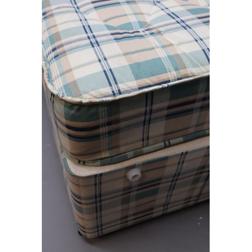 942 - New single divan bed with castors and green tartan with matching mattress 76