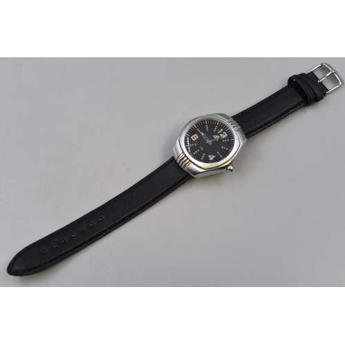 52 - adidas Quartz Gents Sportb Watch with Leather Strap (Working)