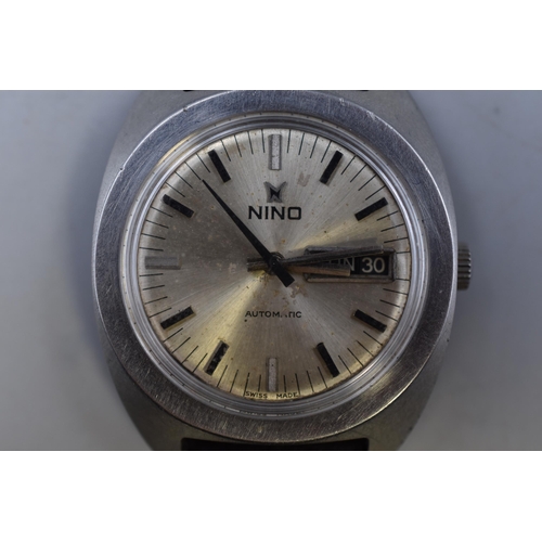 53 - NINO 17 Jewels Automatic Day / Date Gents Watch with Leather Strap (Working)