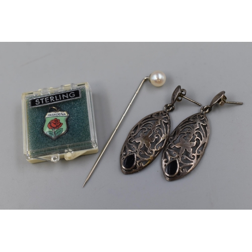 60 - Selection Including 925 Silver Earrings, 925 Silver Pasadena Pendant and 585 Silver Pearl Tie Pin