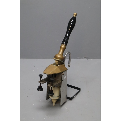 844 - Vintage Heavy Brass Cask Beer Pump Head