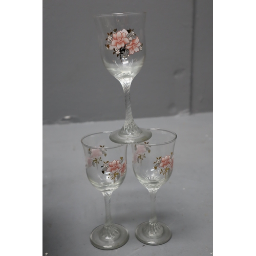 803 - Mixed selection of glass ware to include wine glasses, small decanter, 8