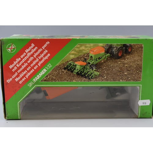 175 - Siku Farmer 2275 Seeder 1:32 Scale Metal + Plastic Parts In Original Box