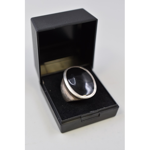 18 - Silver Black Stoned Signet Ring Complete with Presentation