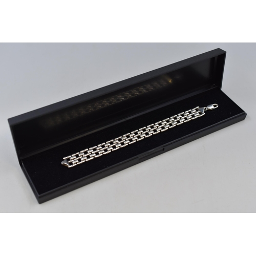 21 - Silver 925 Bracelet Complete with Presentation Box