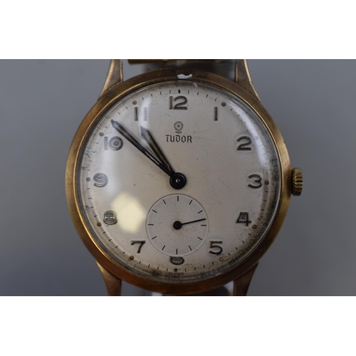 38 - A 9ct Gold Cased Tudor By Rolex Gents Mechanical Watch, Awarded To British Railway Employee 'BR Lond... 