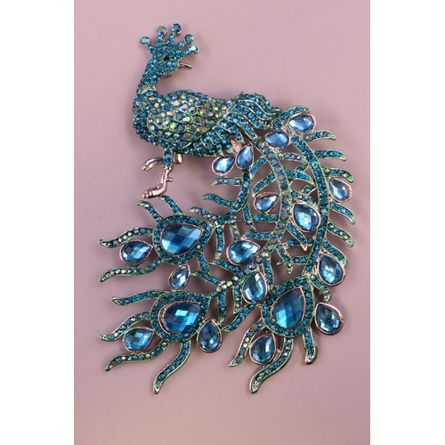 122 - Kirks Folly Large Teal Rhinestone Peacock Broach with Original Presentation Box