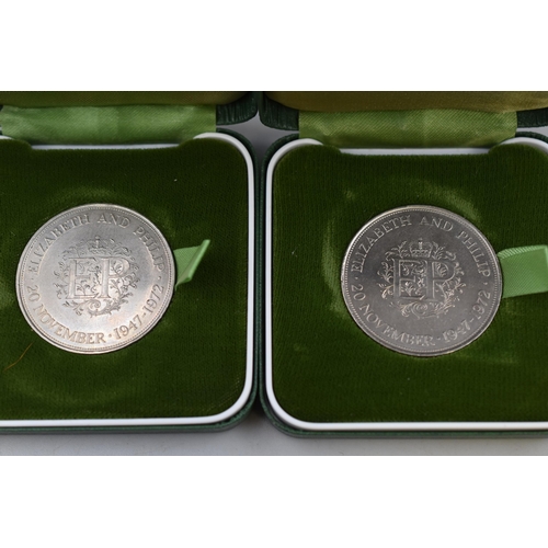 140 - Three Royal Mint Crowns in Presentation Boxes and three Cased Crowns