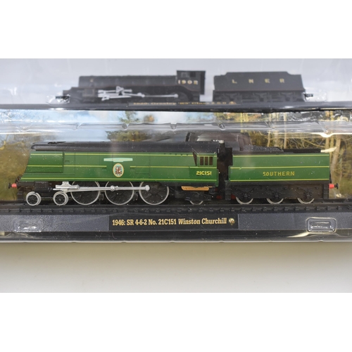 638 - Collection of model train display stands with engines - 1946 SR 4-6-2 NO.21C151 Winston Churchill, 1... 