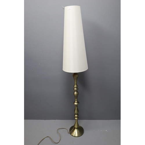 641 - 5 foot Vintage floor lamp with long lamp shade (works when tested). NO POSTAGE