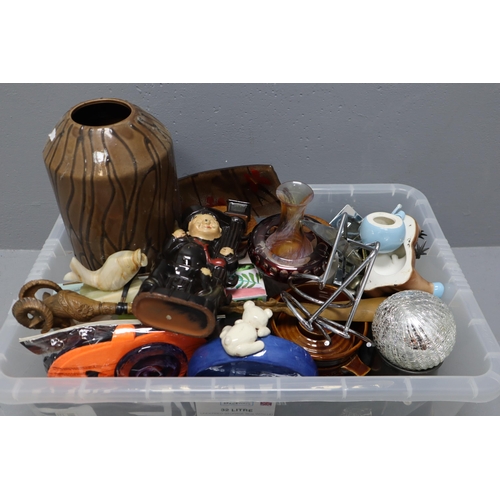 622 - A Mixed Selection To Include Caithness, Goat Shoe Horn, Polar bear Bowl, And More