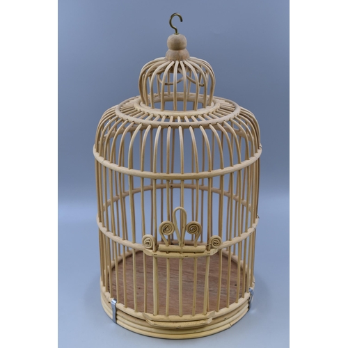 661 - Vintage Style Wooden Bird Cage (10