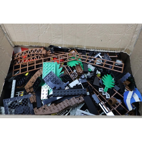 818 - Large mixed Lot of Lego approx 3.5kg