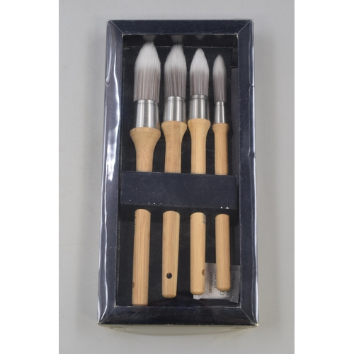 783 - Four Brand New Synthetic Round Paint Brushes With wooden styled handles