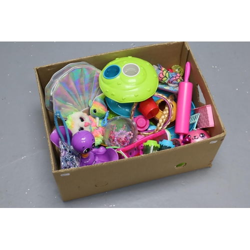 821 - Mixed Selection of Childrens Toys