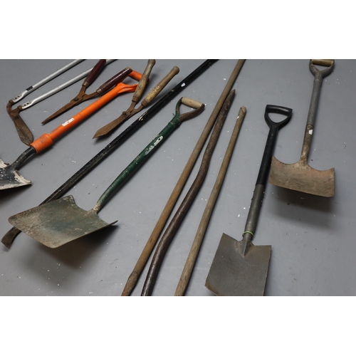 720 - Large job lot of gardening tools to include: shovels, bars and more. NO POSTAGE