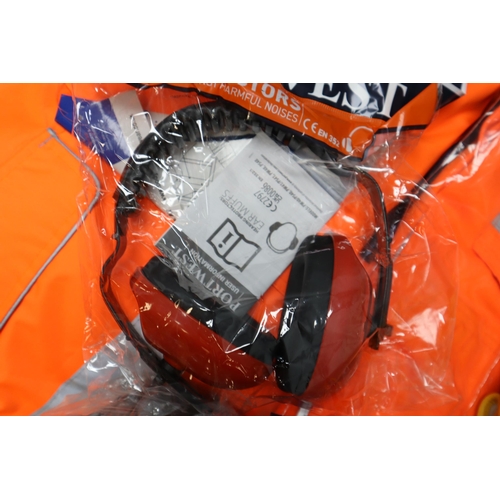 733 - Large Selection of New Hi-Viz Workwear, Ear Protectors, Gloves and Safety Glasses