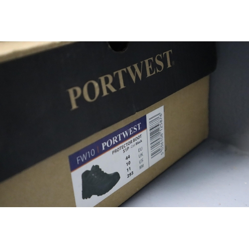 738 - A Pair of Portwest Safety Boots, Size 10. Appears New