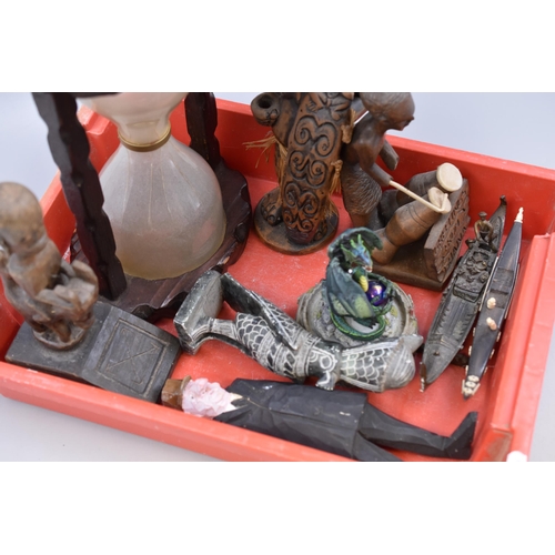 762 - Mixed Lot to include a Hourglass Money Box, Hand Carved Vintage Statues, Paint Brush Pot, Gondola's ... 