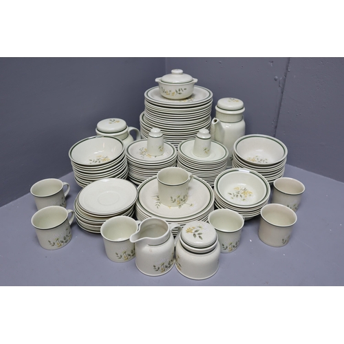 888 - A One-Hundred and Six Piece Royal Doulton Will O The Wisp Tea/Dinner Service. Includes Sixteen Large... 