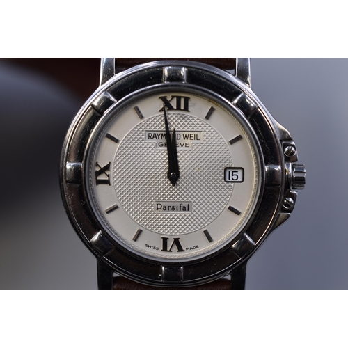 44 - A Raymond Weil Geneve Parsifal Gents Quartz Watch, With Leather Strap and Champagne Face. With Origi... 