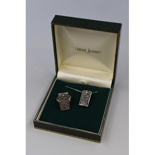 26 - Silver 925 Marcasite Ring and necklace Pendant Set Complete with Presentation Box