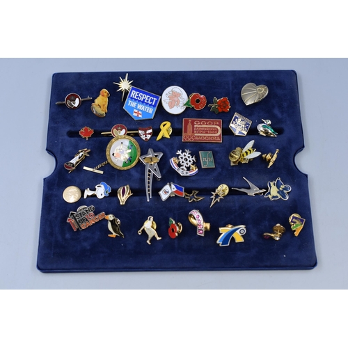 209 - A Selection of Vintage Collectable Pins. Includes Puffin, Russian Olympics, RNLI, And More