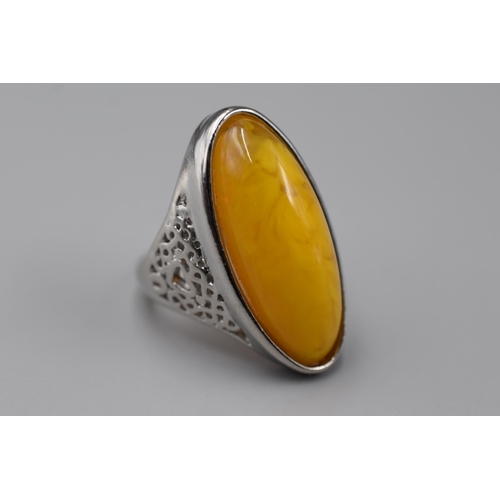 42 - A Cloudy Amber Stoned 925. Silver Ring, In Presentation Box