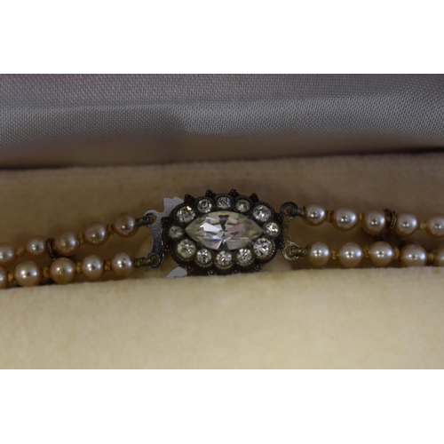 218 - Vintage Lotus de luxe silver clasp pearl necklace