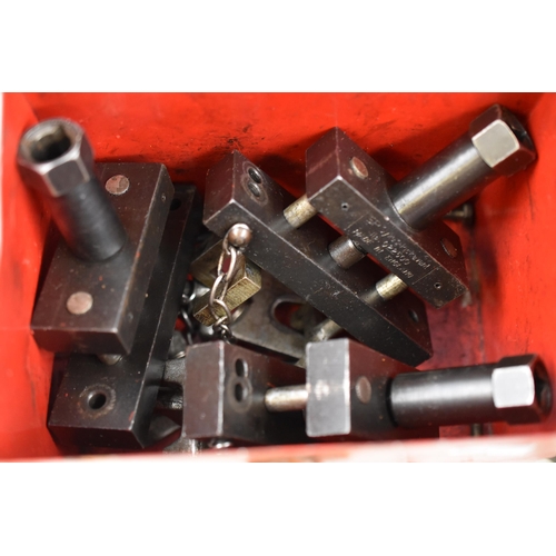 705 - Selection of Sykes-Pickavant Blind Bearing Pullers