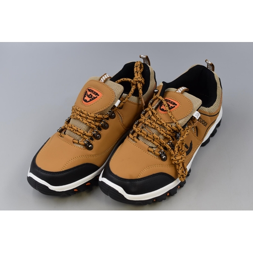 715 - New Zuodi men's hiking trainers size 39 (size 6 UK)