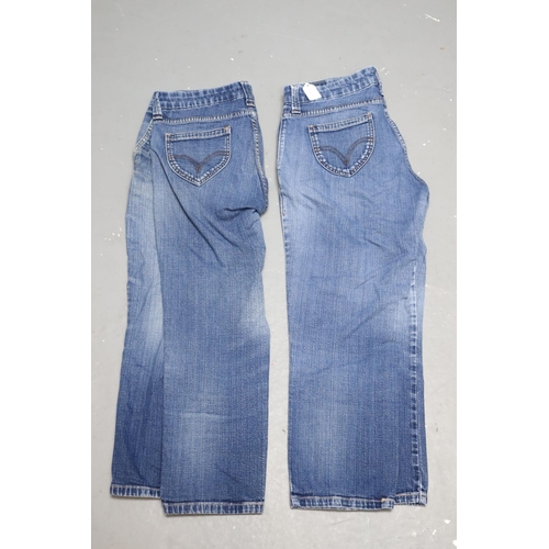 732 - Two pairs of women’s Levi jeans (Size 12) (one pair has some ink damage on the knee)