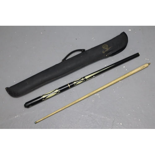 686 - Jonny 8 Ball Three Piece Pool Cue Complete withn Case