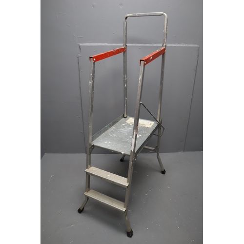 669 - Beldray jobezer aluminium decorators steps/platform foldable