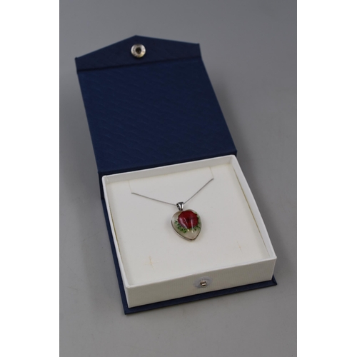 70 - Silver 925 Necklace with Flower Pendant, Complete with Presentation Box