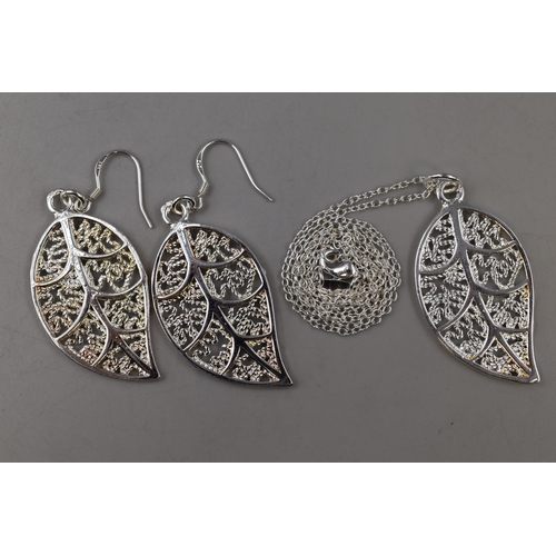 86 - Silver 925 leaf shaped necklace and earring set