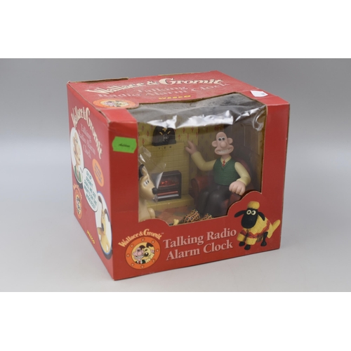 250 - A Boxed Wallace & Gromit Talking Radio Alarm Clock