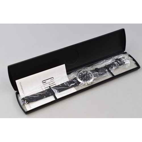 122 - A Carvel Quartz Gents Watch, In Presentation case