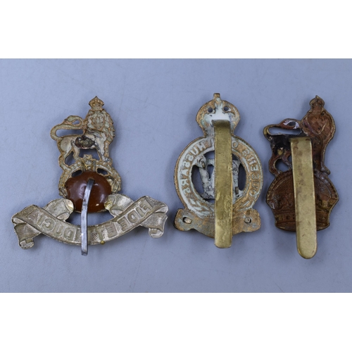 289 - 3 Miltary Cap badges to include: Royal army pay court, Royal first devonshire yeomanry and the fourt... 