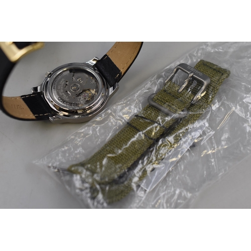 203 - A Seiko 5 Automatic Gents Military Style 21 Jewels Automatic Watch, With Presentation Box, Spare Str... 