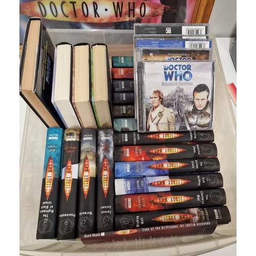 589 - Box of 27 Doctor Who Books includes 6 Audio Cd's 20 hard backs and 1 paperback.