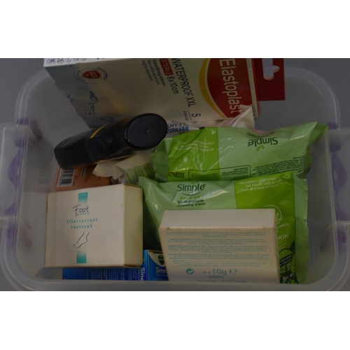 785 - A mixed lot to include: plasters, savlon, microporous tapes, Gadget & glasses wipes and more