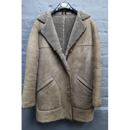 599 - Mongolian Lambs Wool Waist (Size 8 / 10) and a Amico Ladies Sheepskin Coat (Size 14)