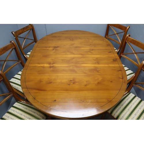 669 - Vintage Highly Polished Teak Extendable Round Dining Table (Approx 60